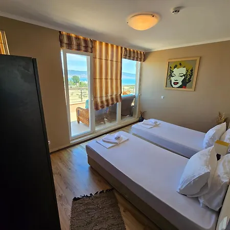 Sea View Luxury Penthouse *